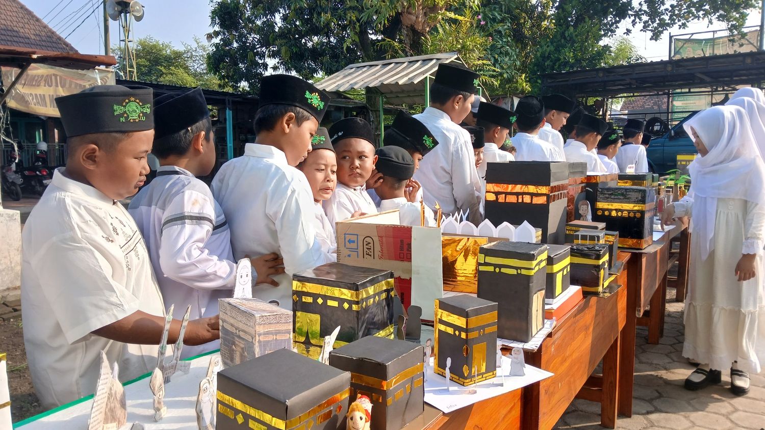 PAMERAN MINIATUR KA'BAH