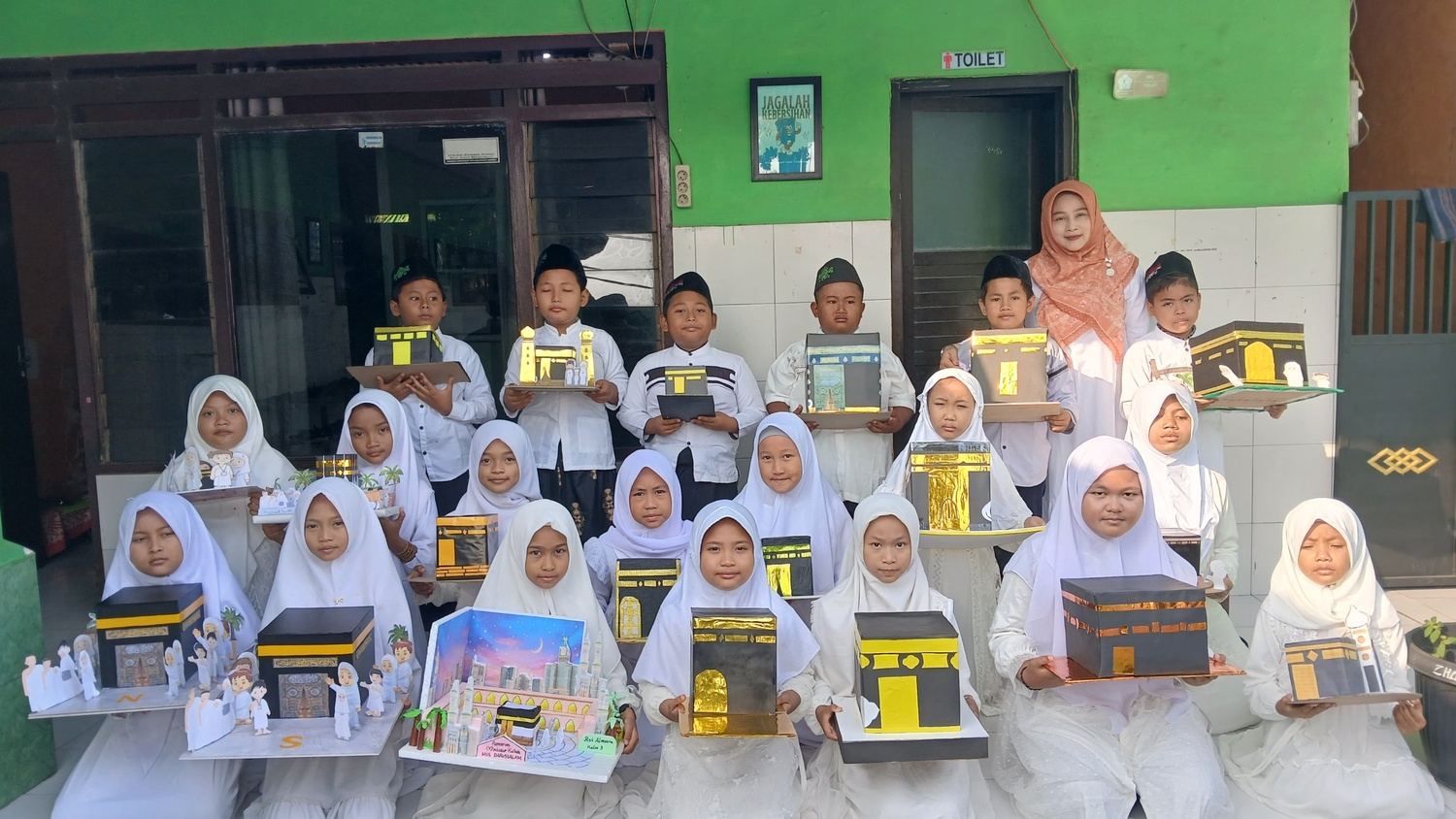 PAMERAN MINIATUR KA'BAH